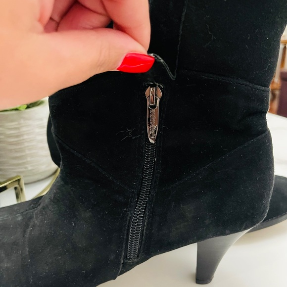 Aukoala Australia Grace Black Suede Boots - Picture 7 of 12